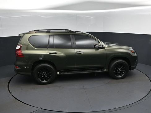 Used 2022 Lexus GX 460 w/ Black Line Special Edition AWD/4WD image 35