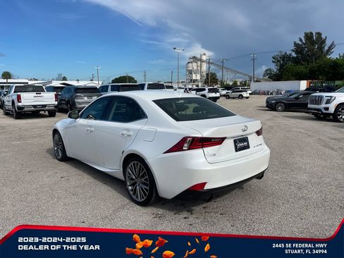 Used 2015 Lexus IS 250 AWD w/ Navigation System Package image 5