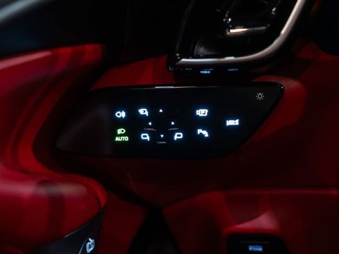 Certified 2024 Ferrari Roma Spider image 38