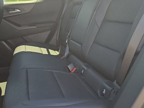 New 2026 Chevrolet Equinox LT w/ Convenience Package II FWD image 10