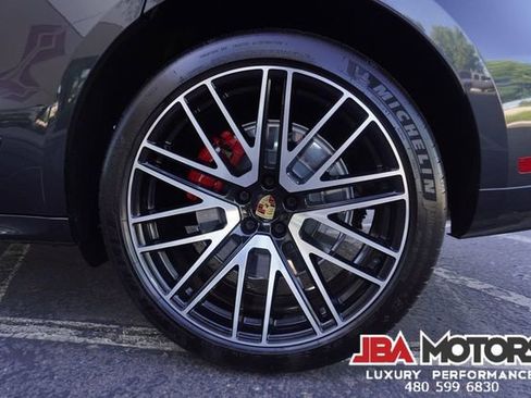 Used 2022 Porsche Macan GTS AWD/4WD image 91