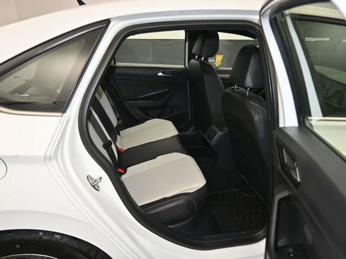 Used 2019 Volkswagen Jetta R-Line w/ R-Line Cold Weather Package FWD image 35