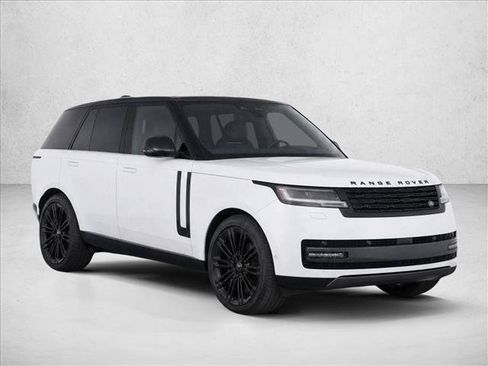 Used 2023 Land Rover Range Rover SE AWD/4WD image 3