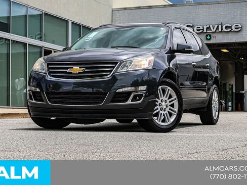 Used 2014 Chevrolet Traverse LT w/ All-Star Edition FWD image 3