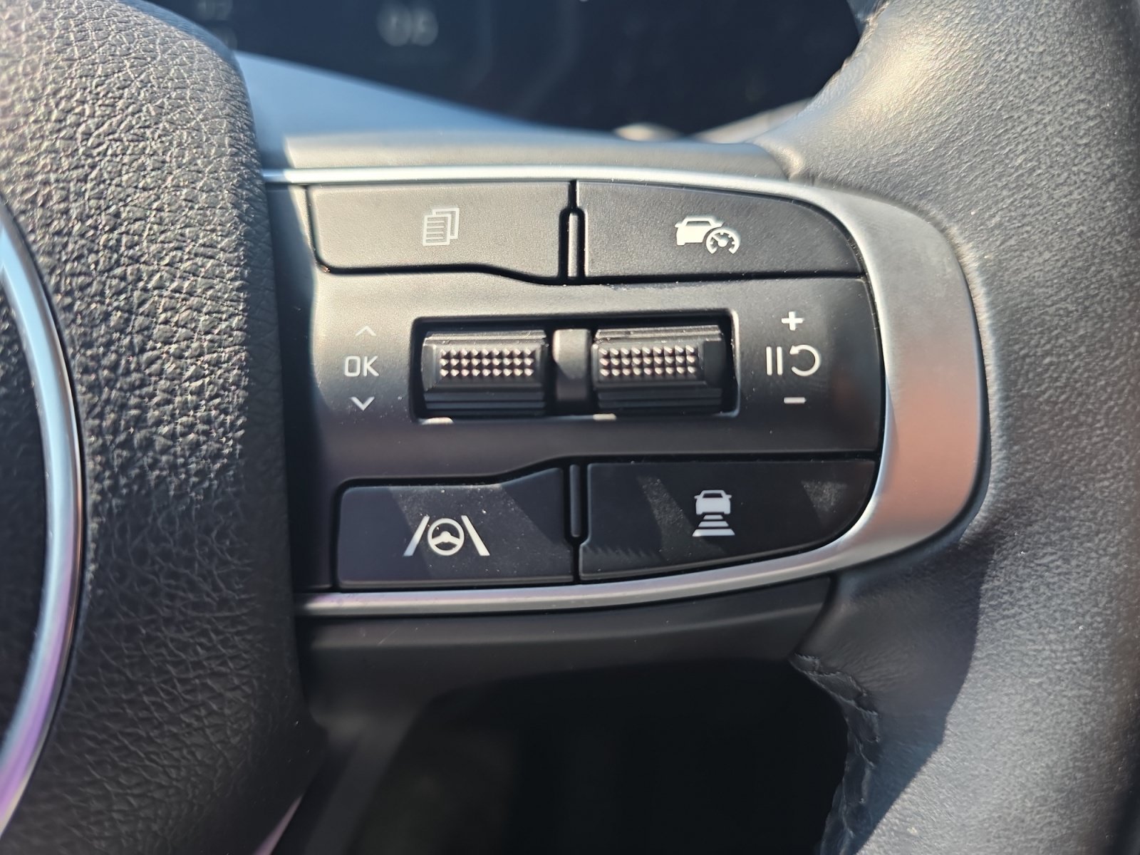 Certified 2025 Kia K5 EX FWD image 23