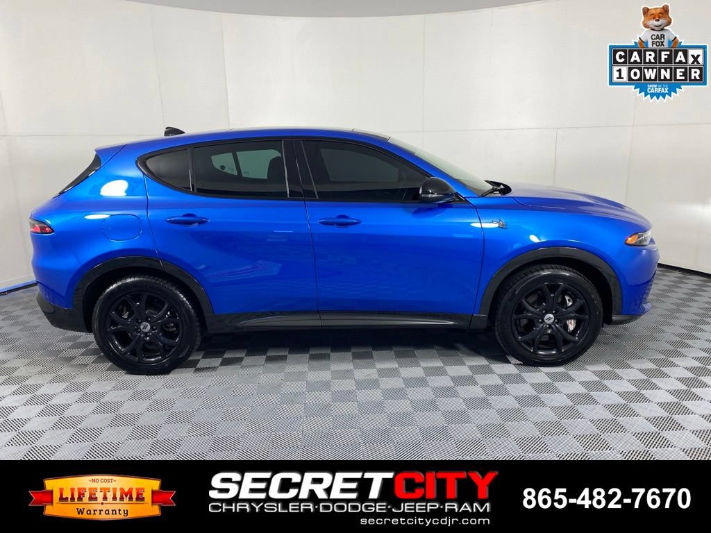 Used 2024 Dodge Hornet R/T Plus w/ R/T Blacktop Package AWD/4WD image 8