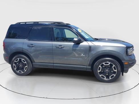 Used 2024 Ford Bronco Sport Outer Banks AWD/4WD image 2