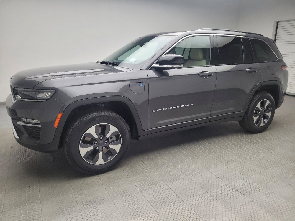 Used 2025 Jeep Grand Cherokee Limited 4xe AWD/4WD image 2
