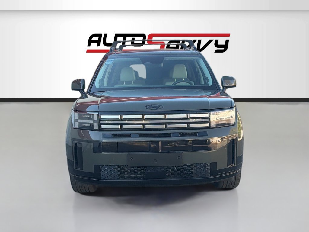 Used 2025 Hyundai Santa Fe Calligraphy AWD/4WD image 2