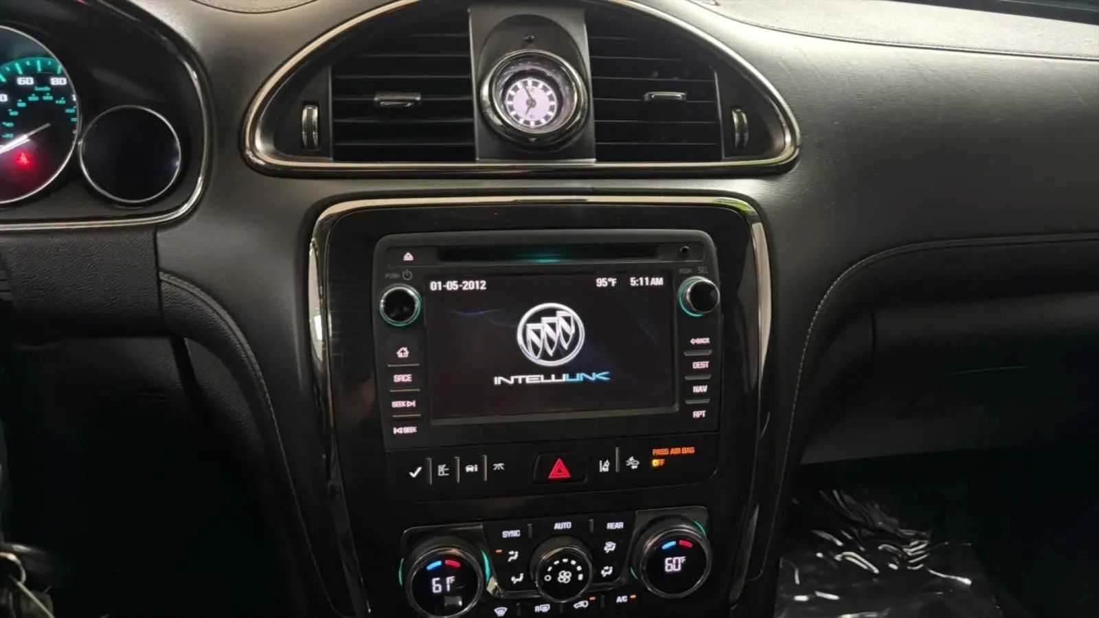 Used 2017 Buick Enclave Premium w/ Trailering Package AWD/4WD image 13