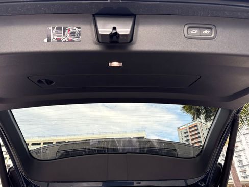 New 2026 Volvo XC90 B6 Plus w/ Protection Package Premier AWD/4WD image 21