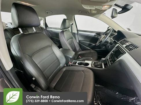 Used 2013 Volkswagen Passat 2.5 SE FWD image 25