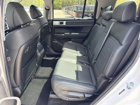 New 2026 Hyundai Santa Fe Limited FWD image 13