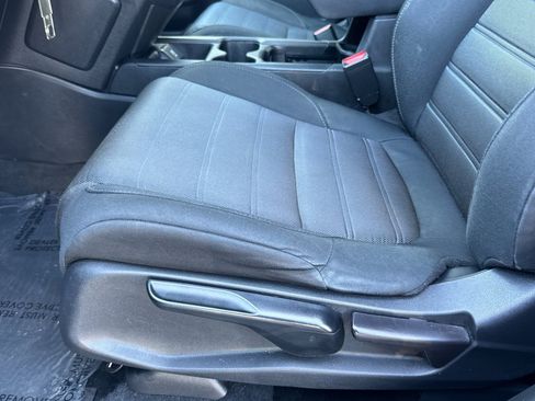 Used 2019 Honda CR-V LX image 15