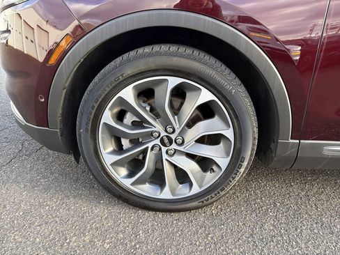 Certified 2023 Lincoln Nautilus Reserve w/ Equipment Group 201A image 30