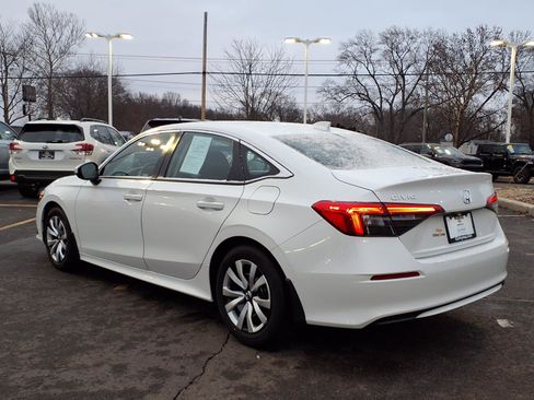 Certified 2023 Honda Civic LX image 9