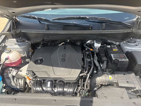 Used 2024 Kia Sportage LX image 31