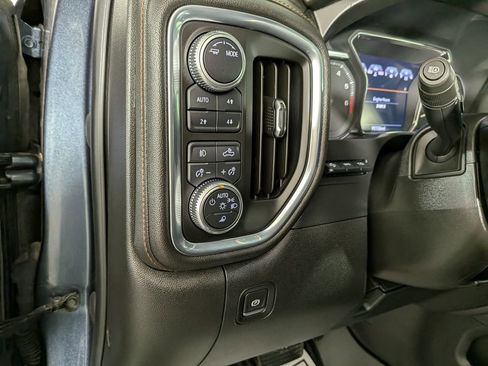 Used 2021 GMC Sierra 1500 AT4 w/ Technology Package image 18