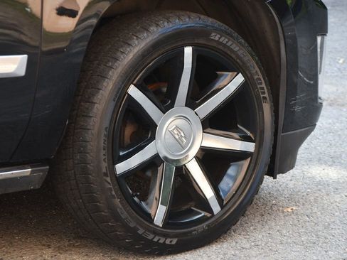 Used 2016 Cadillac Escalade Premium image 14