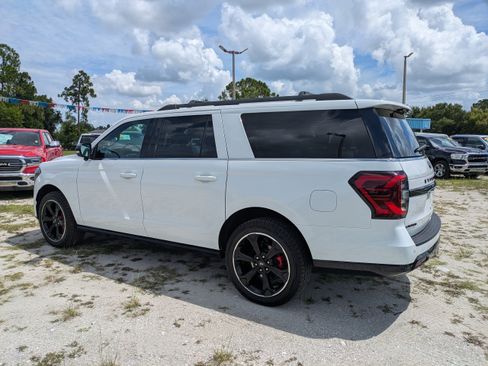 Used 2023 Ford Expedition Max Limited RWD image 6