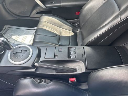Used 2005 Nissan 350Z Touring image 34
