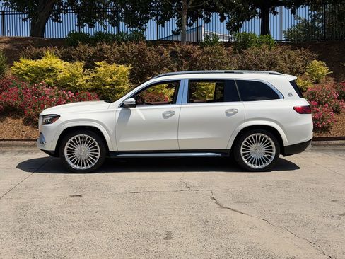 Used 2023 Mercedes-Benz Maybach GLS 600 4MATIC image 6