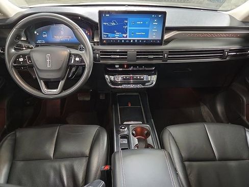 Used 2023 Lincoln Corsair Reserve image 2