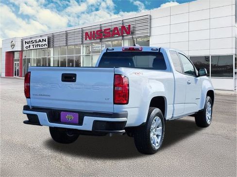 Used 2022 Chevrolet Colorado LT w/ Fleet Safety Package image 7