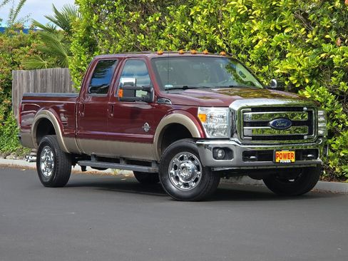 Used 2013 Ford F350 Lariat w/ Chrome Pkg AWD/4WD image 2