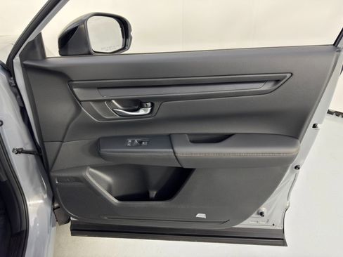 Used 2024 Honda CR-V Sport image 39