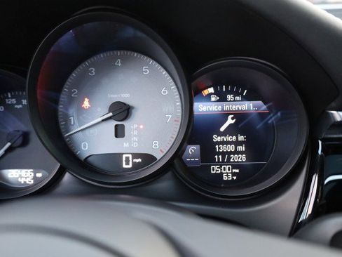 Used 2023 Porsche Macan S image 31