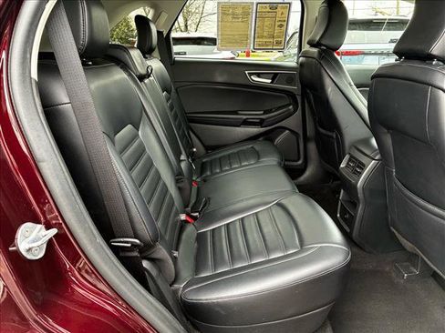 Used 2024 Ford Edge SEL image 19