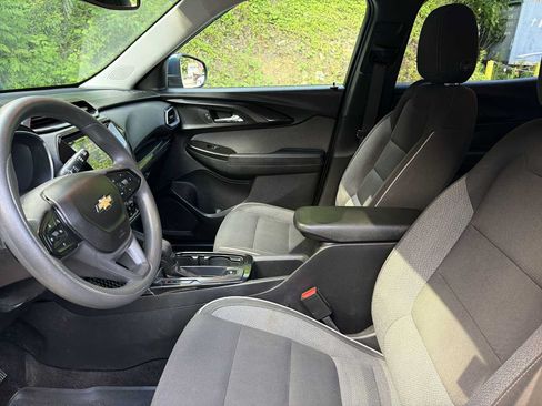 Used 2021 Chevrolet TrailBlazer LT w/ Convenience Package AWD/4WD image 18