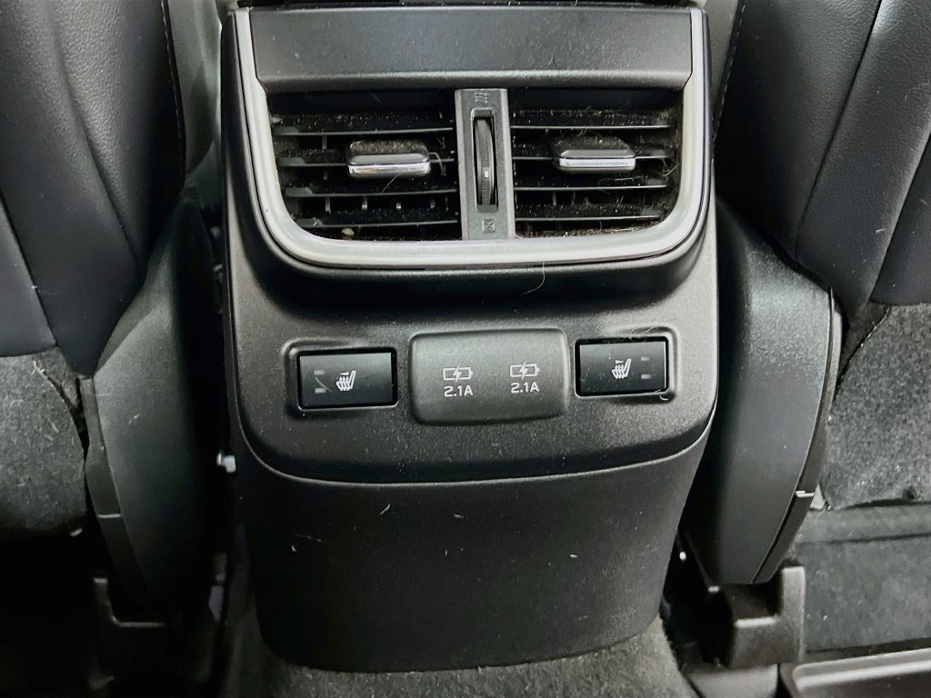 Used 2022 Subaru Legacy Limited AWD/4WD image 32