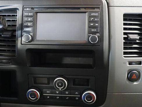 Used 2019 Nissan NV 3500 SL RWD image 15