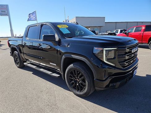 Used 2022 GMC Sierra 1500 Elevation w/ LPO, Elevation Black Package image 10