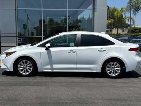 Certified 2024 Toyota Corolla LE w/ LE Convenience Package FWD image 9