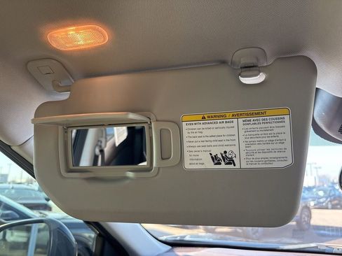 Used 2021 Nissan Rogue SV image 15