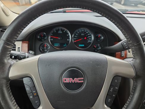 Certified 2014 GMC Yukon SLT AWD/4WD image 4
