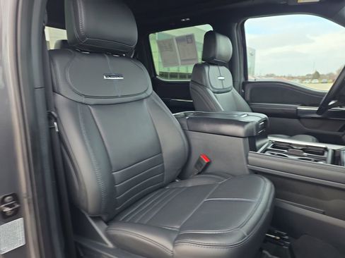 Used 2025 Ford F250 Platinum AWD/4WD image 24