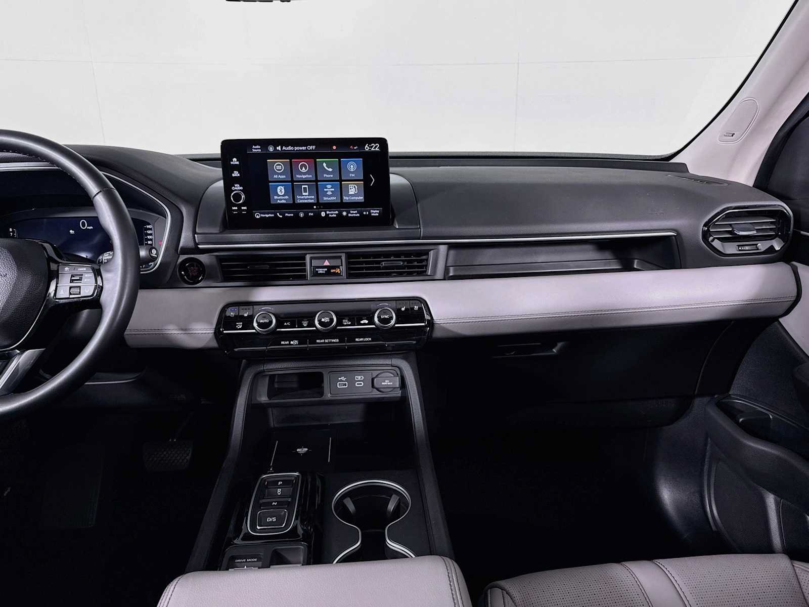 Certified 2024 Honda Pilot Elite image 11