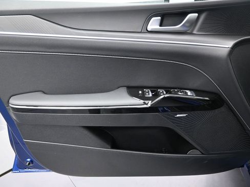 Used 2025 Kia K5 GT-Line w/ GT-Line Premium Package image 11