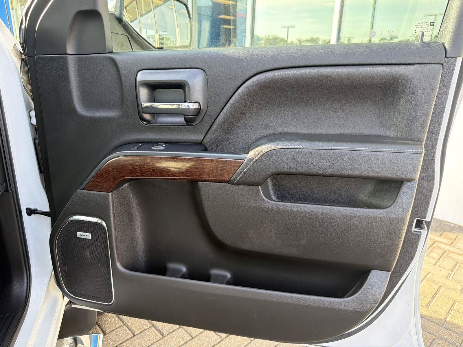 Used 2018 GMC Sierra 1500 SLT AWD/4WD image 35