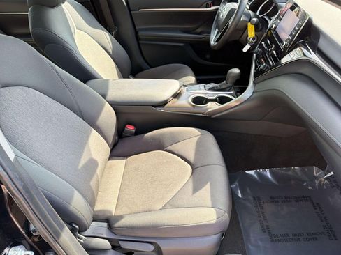Used 2024 Toyota Camry LE image 27