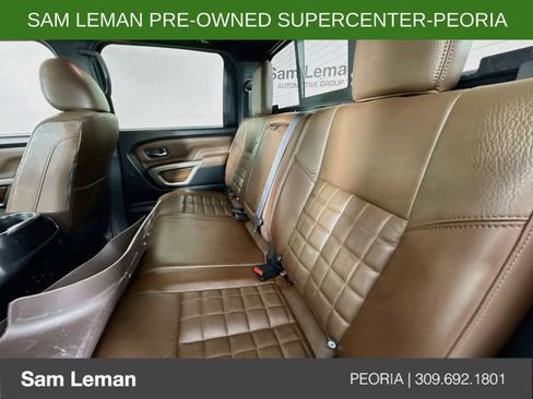 Used 2021 Nissan Titan Platinum Reserve w/ Moonroof Package AWD/4WD image 25