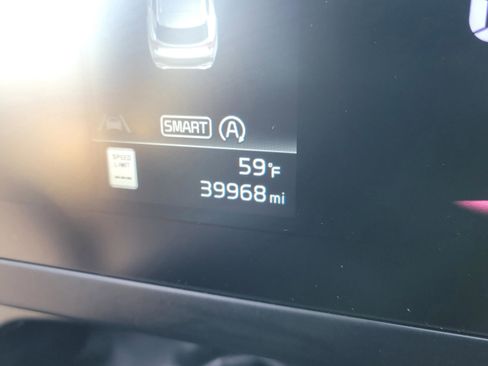 Used 2023 Kia Sportage LX image 16