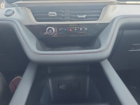 New 2026 Ford Explorer Active w/ Active Comfort Package image 18