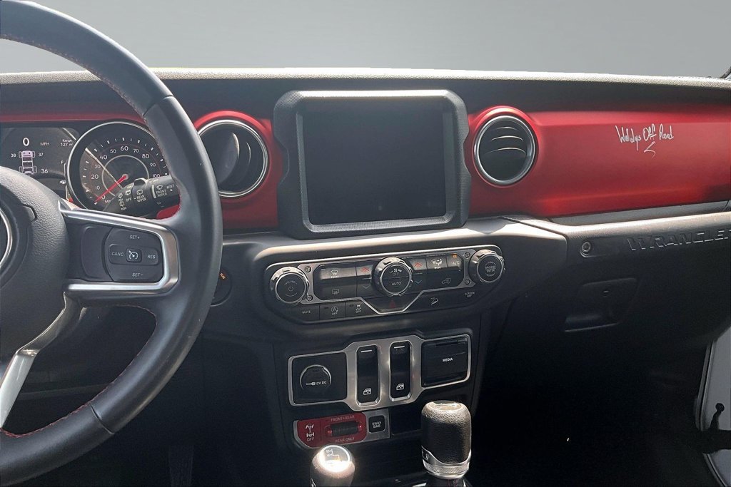 Used 2018 Jeep Wrangler Rubicon AWD/4WD image 6