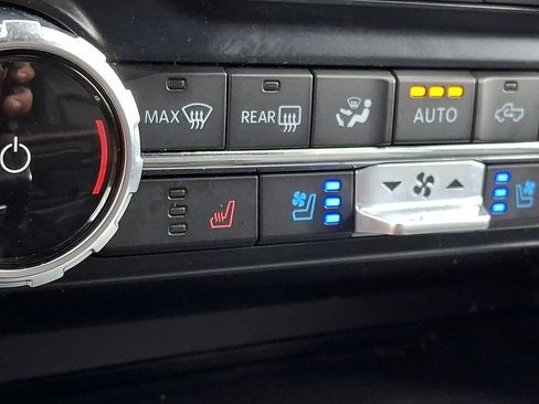 Certified 2023 Ford F150 Lariat w/ Equipment Group 502A High AWD/4WD image 23