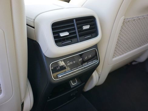 Certified 2022 Mercedes-Benz GLS 450 4MATIC image 36